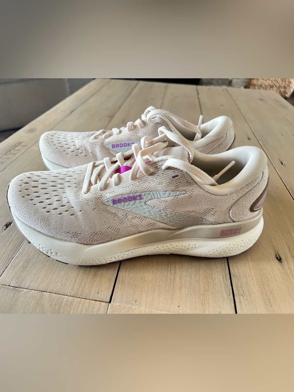 Brooks Ghost Size 7.5